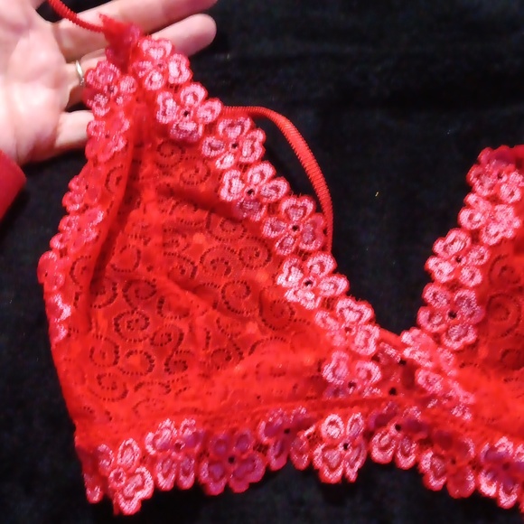COPY - Red lace set! - Picture 2 of 4